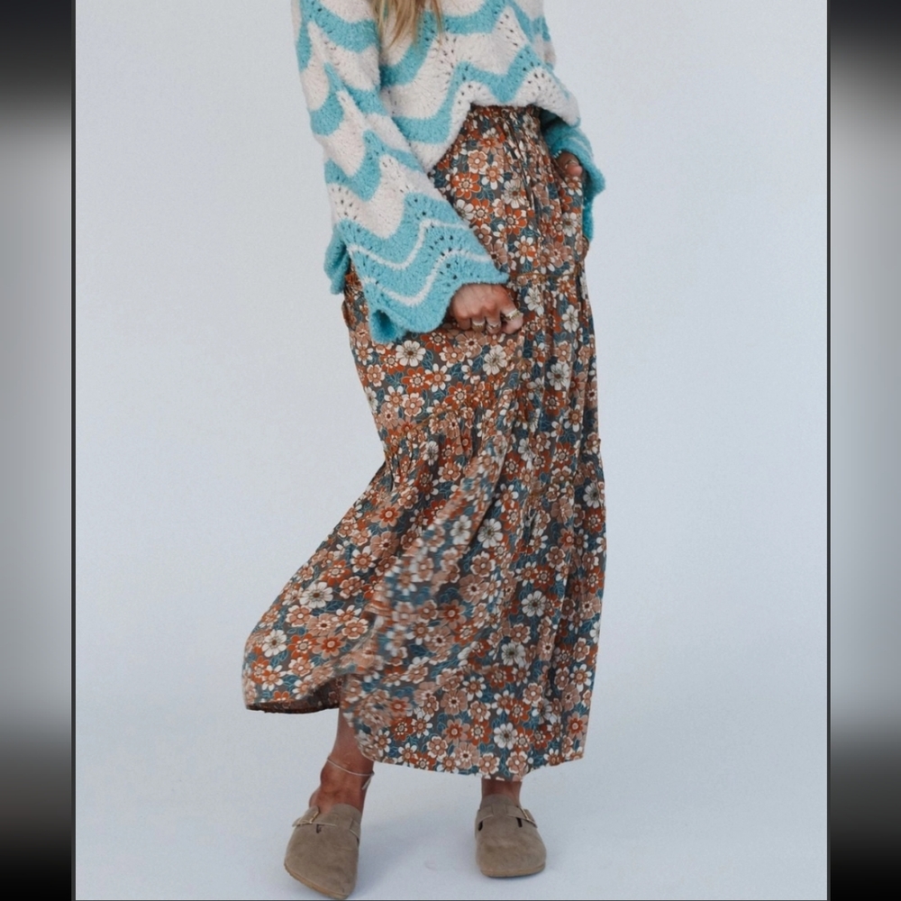 Retro Floral Print Rayon Maxi Skirt - Picture 4 of 6